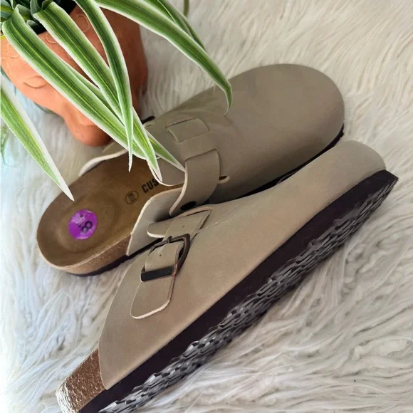 New🌿 Cushionaire Hana Cork Footbed Clog - Picture 5 of 5